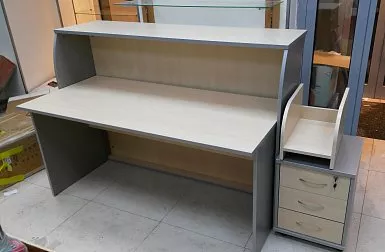 Много обуви