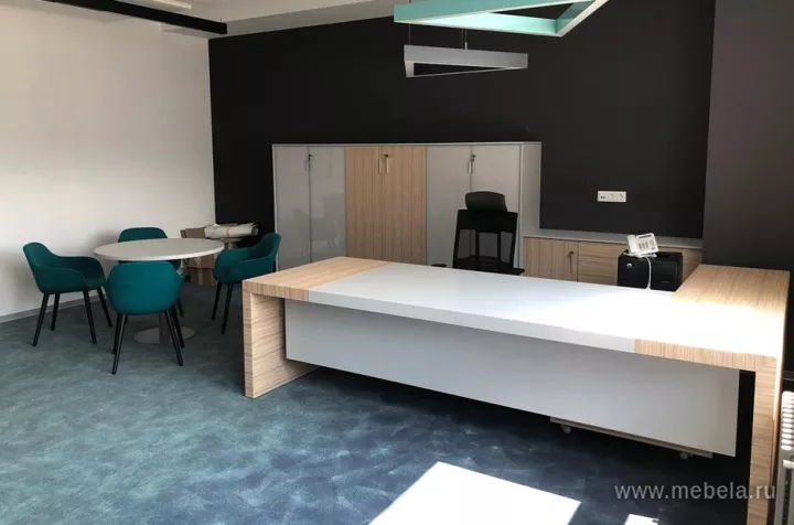 кабинет руководителя Kyo