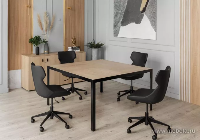 кабинет Энцо Блэк